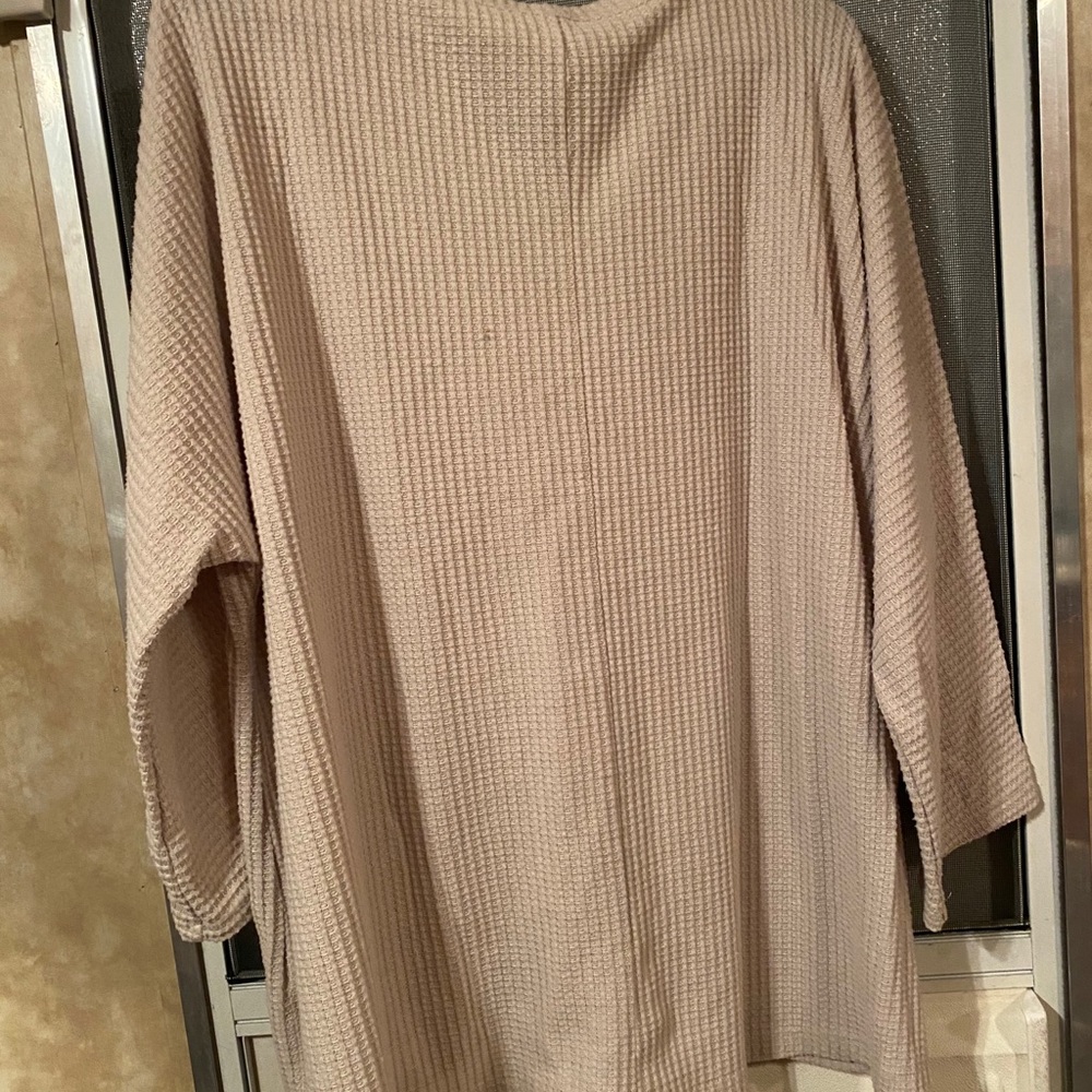 Tan button down blouse - Picture 2 of 2